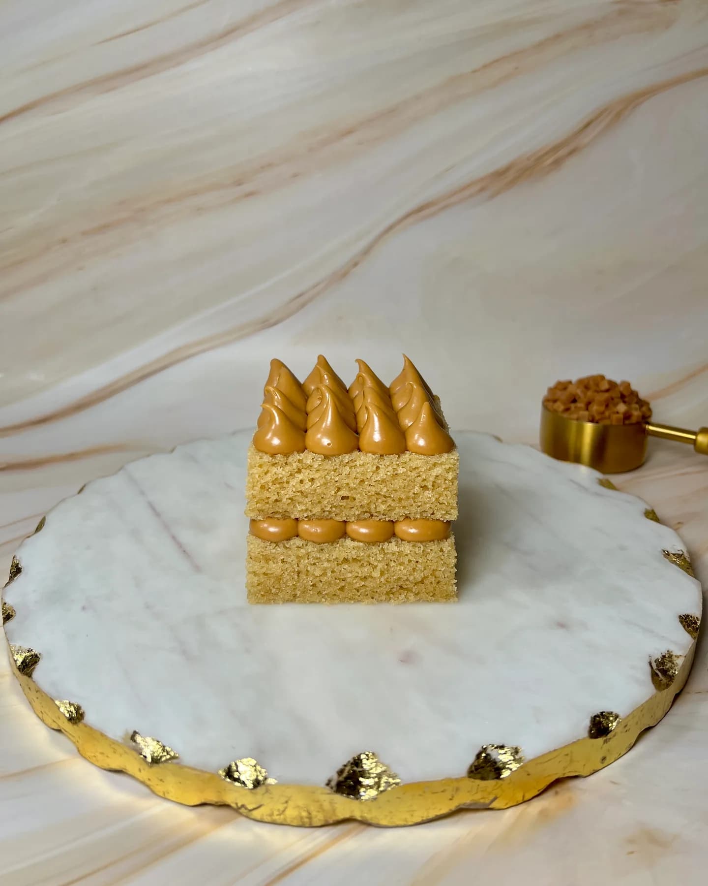 Golden Caramel Dolce Slice