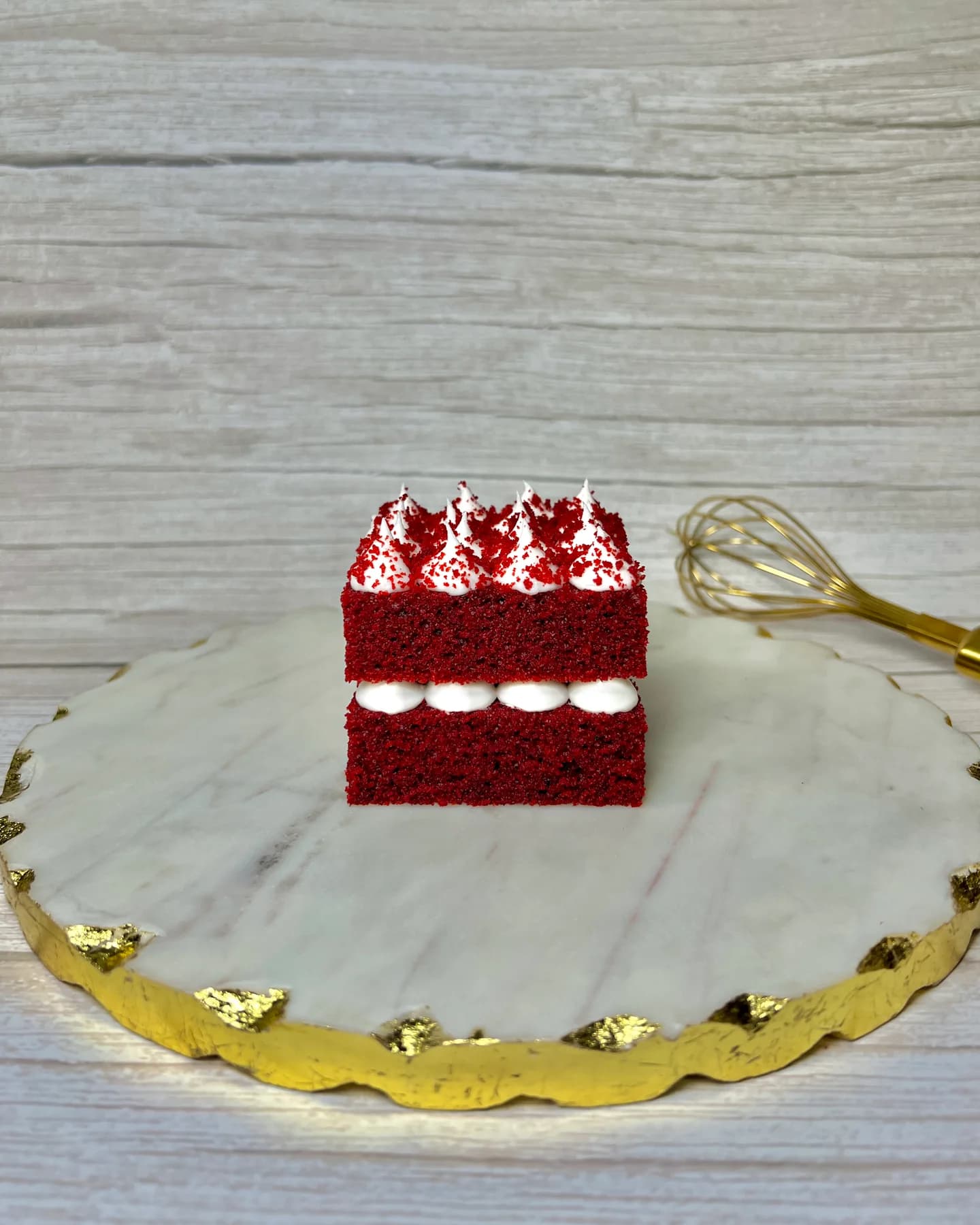 Velvet Romance Slice